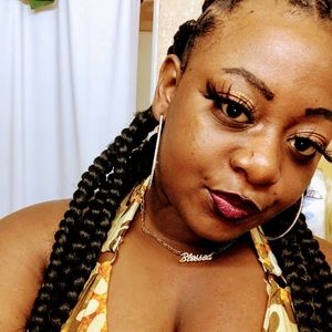 Meet your Posher, Khadijah